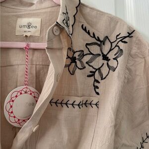 NWT Umgee Romper - Beige Embroidered Short-Sleeve Romper with Tie Waist